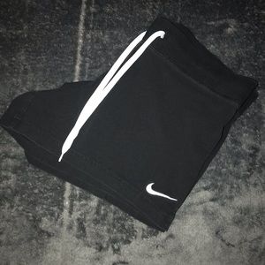 Women’s Nike cloth shorts